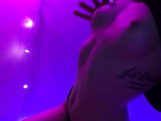 Small titted babe toys her pussy on webcam